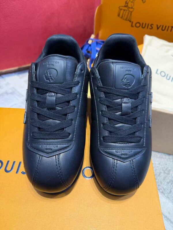 LOUIS VUITTON Bread shoes