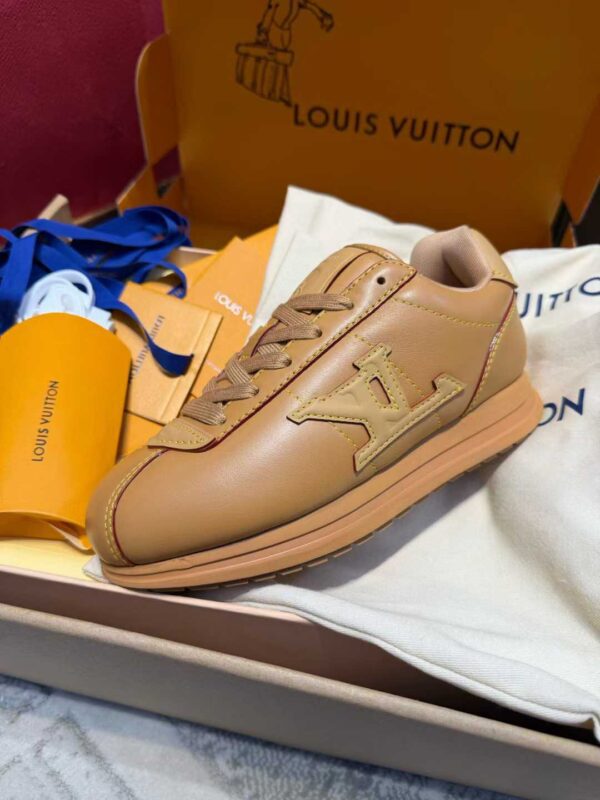 LOUIS VUITTON Bread shoes