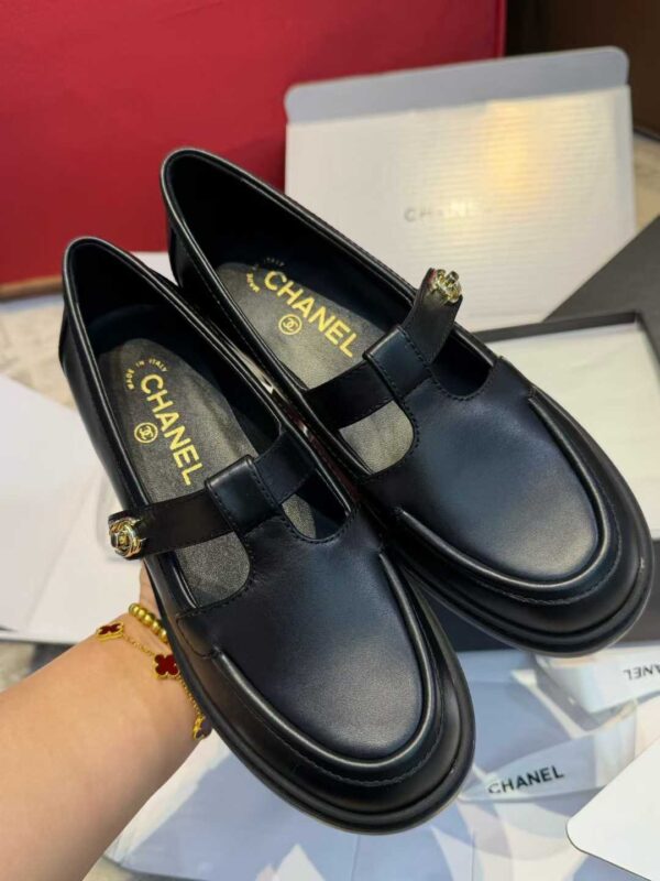 CHANEL 25K Love shoes