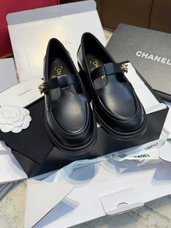 CHANEL 25K Love shoes
