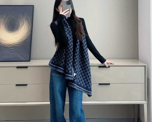 GUCCI Scarf