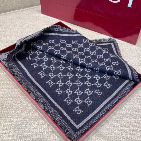 GUCCI Scarf