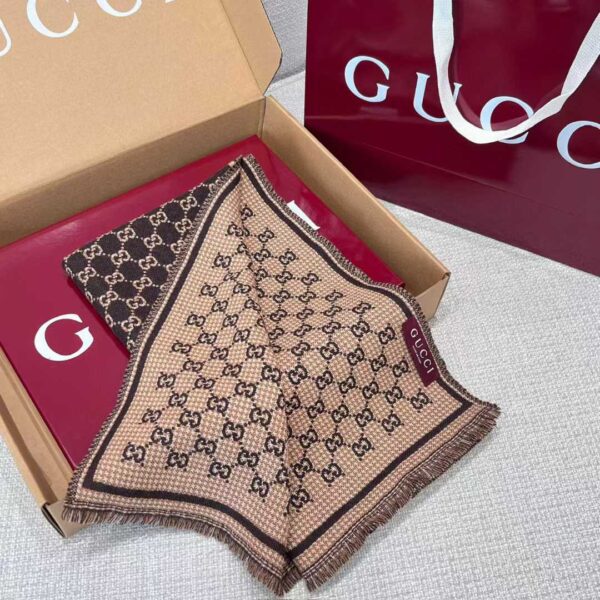 GUCCI Scarf