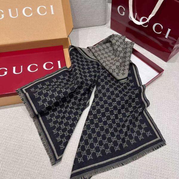 GUCCI Scarf