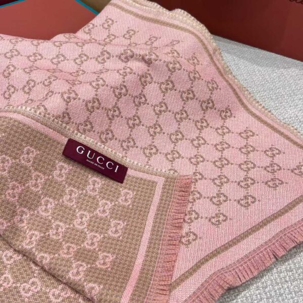 GUCCI Scarf