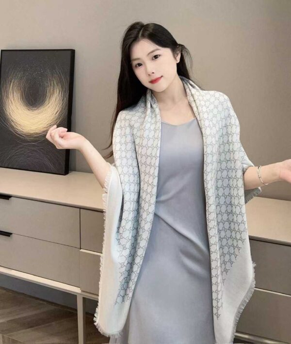 GUCCI Shawl