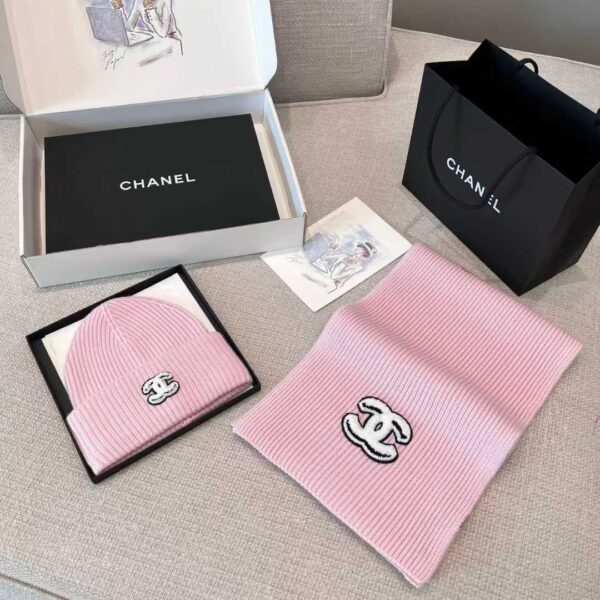 CHANEL scarf and cold cap