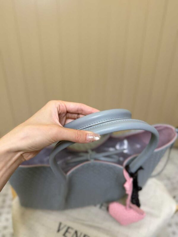 Bottega Veneta Pinacoteca