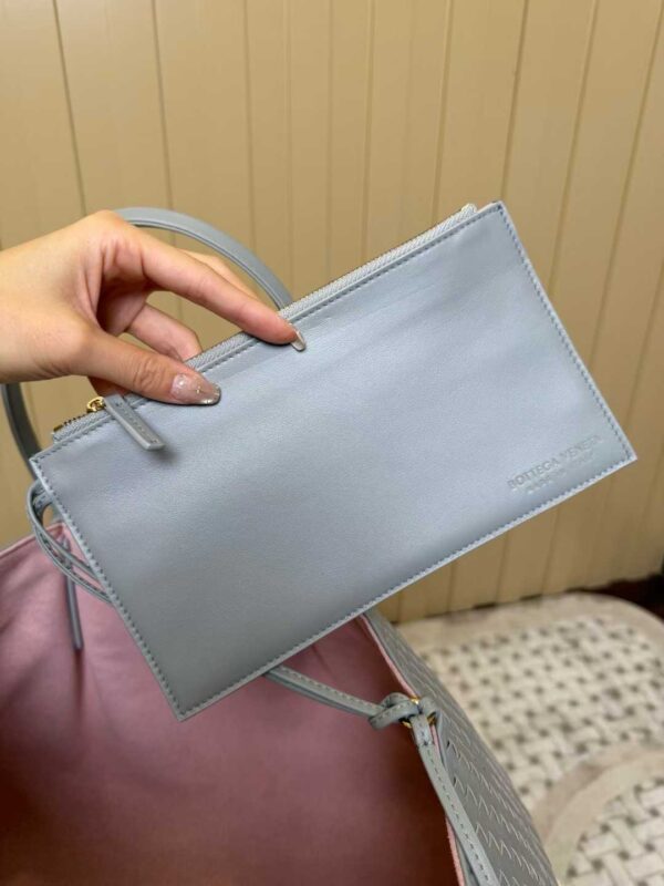 Bottega Veneta Pinacoteca