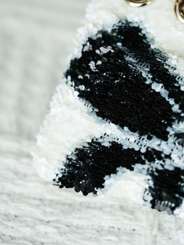 CHANEL FLAP BAG