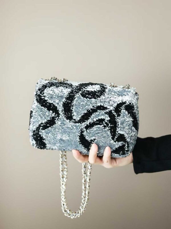 CHANEL FLAP BAG