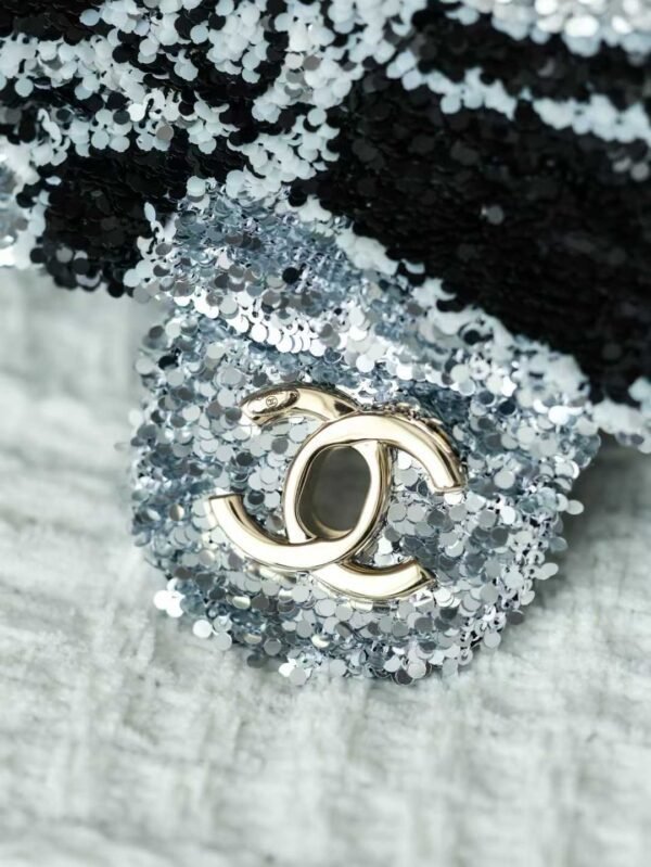 CHANEL FLAP BAG