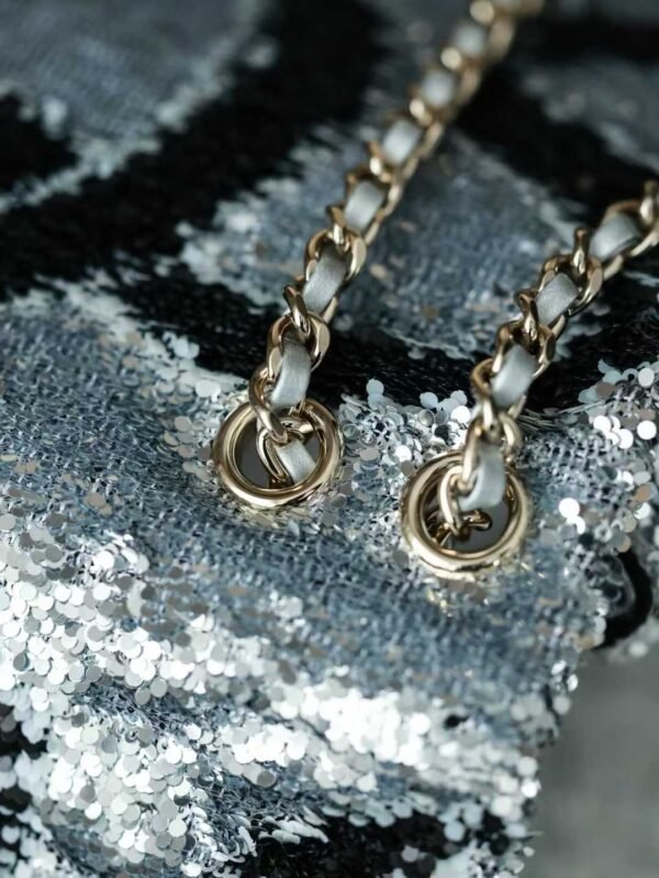 CHANEL FLAP BAG