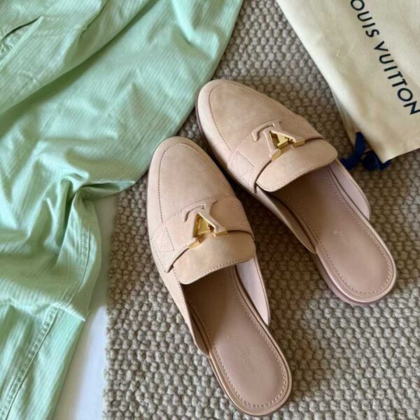 LOUIS VUITTON  Muller Half-Tow