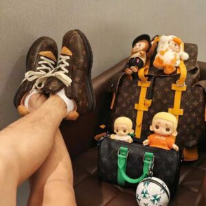 LOUIS VUITTON Casual shoes