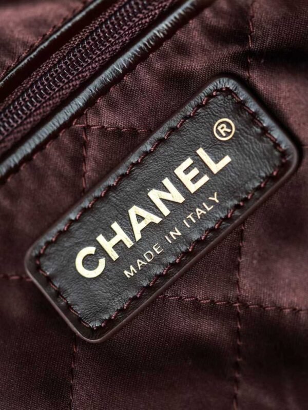 CHANEL 22S SHOPPING BAG