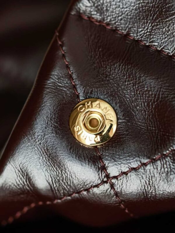 CHANEL 22S SHOPPING BAG