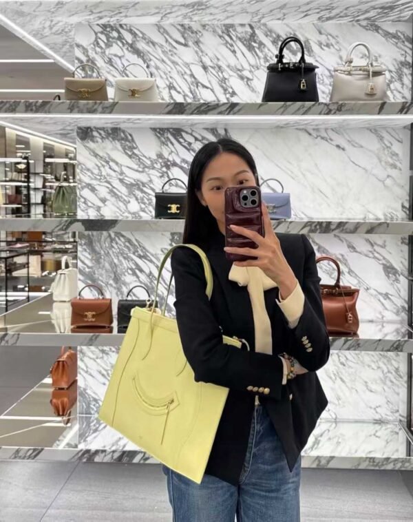 CELINE FLAT CABAS NEW LUGGAGE IN GLOSSY CALFSKIN