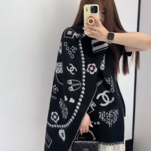 CHANEL Scarf
