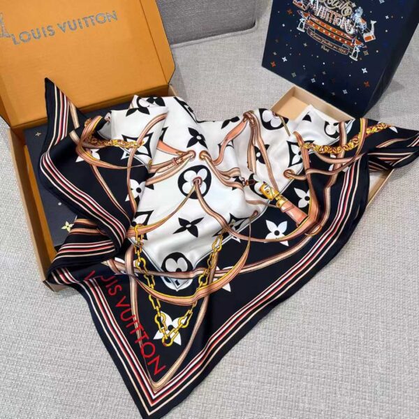 LOUIS VUITTON Burgundy