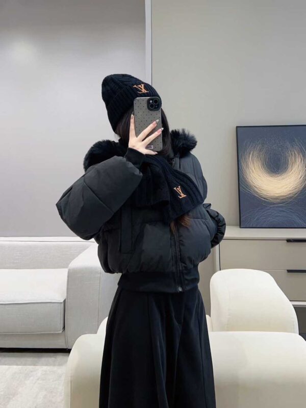 LOUIS VUITTON ONLY LV MINI CABL