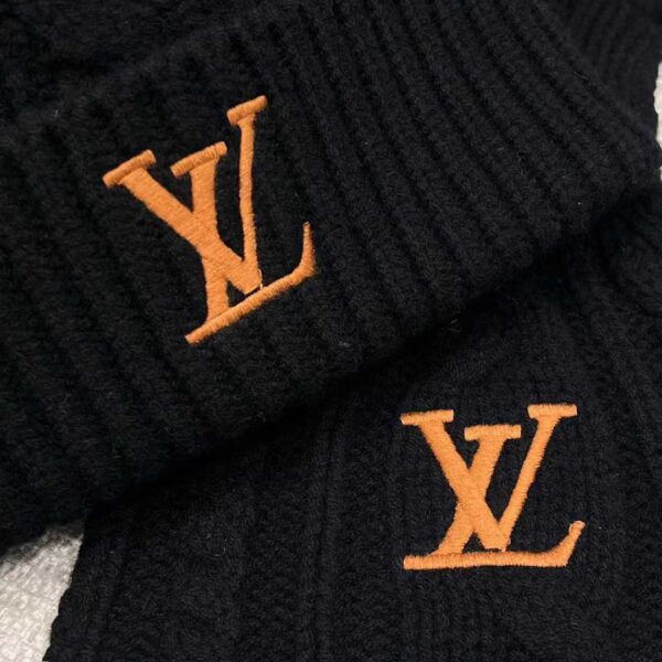 LOUIS VUITTON ONLY LV MINI CABL