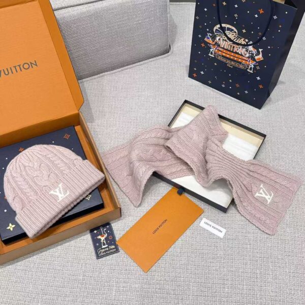 LOUIS VUITTON ONLY LV MINI CABL