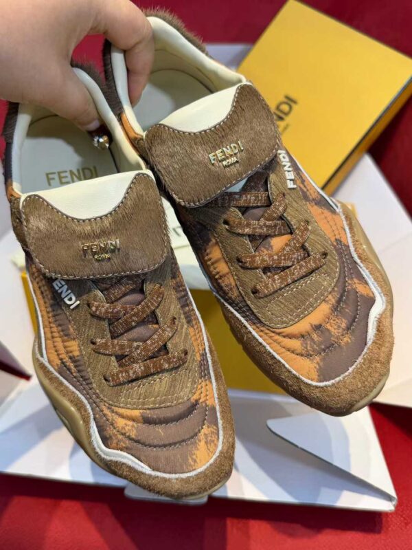 FENDI Sneakers