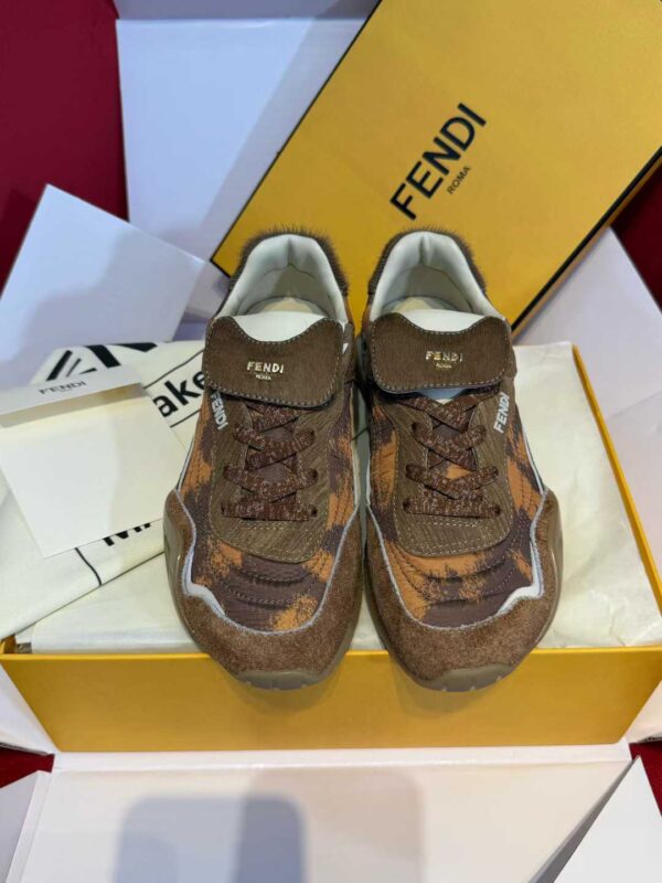 FENDI Sneakers