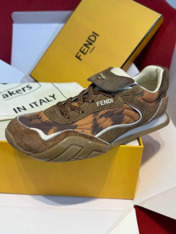 FENDI Sneakers