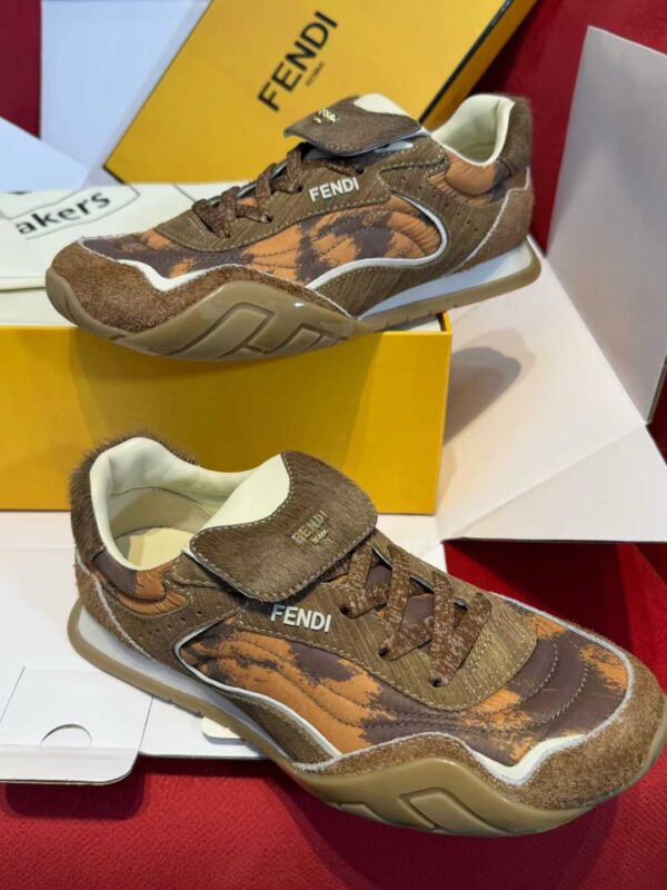 FENDI Sneakers
