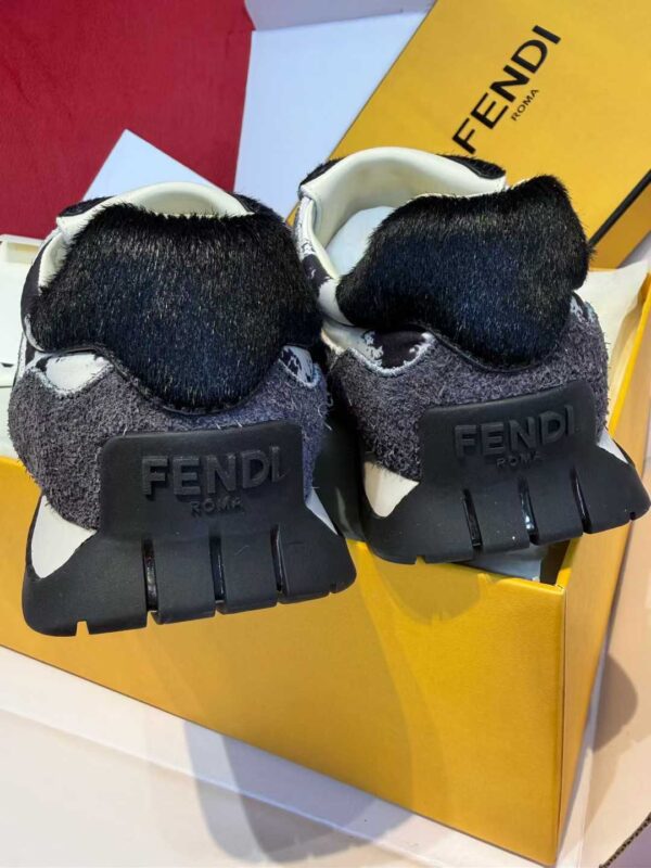 FENDI Sneakers