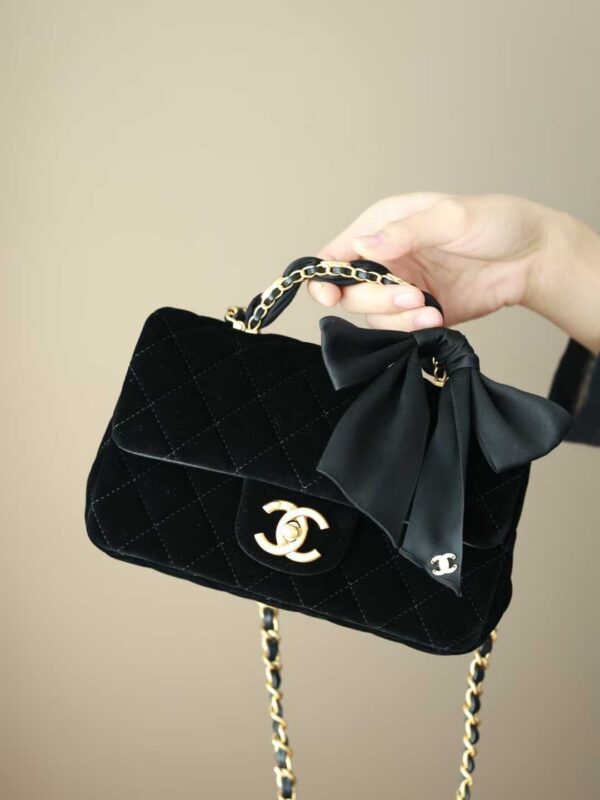 CHANEL MINI FLAP BAG WITH TOP HANDLE