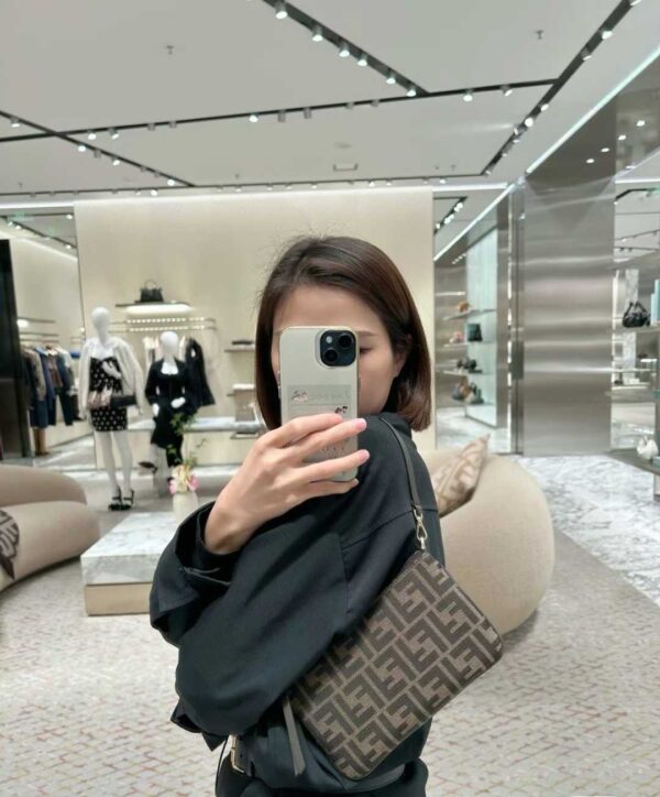 FENDI Flat Baguette Pouch