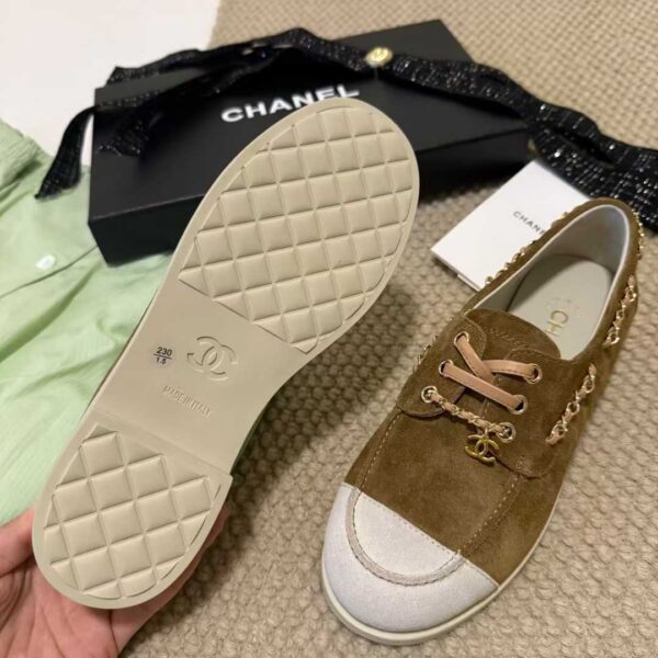 CHANEL Vintage flats