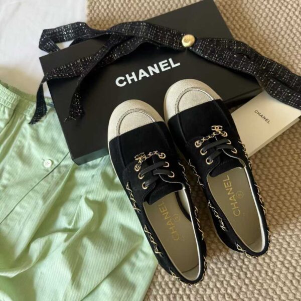 CHANEL Vintage flats