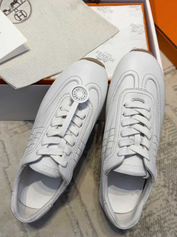 HERMES 26 Virtue training shoes