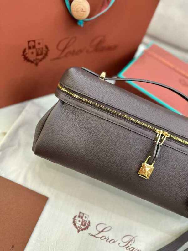 LOORO PIANA Extra Softy Bag L33