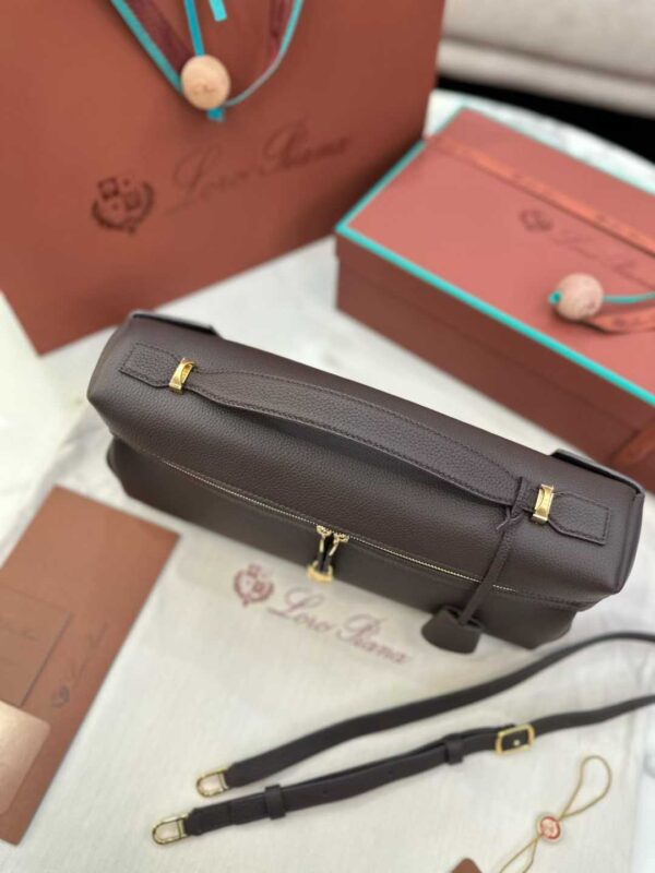 LOORO PIANA Extra Softy Bag L33