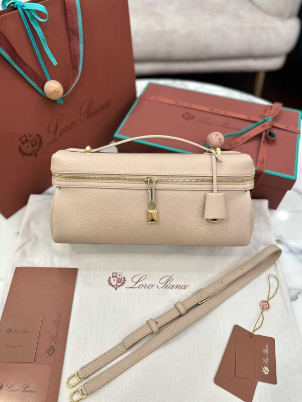 LOORO PIANA Extra Softy Bag L33