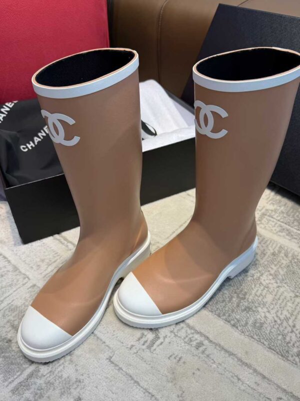 CHANEL Woo-boots