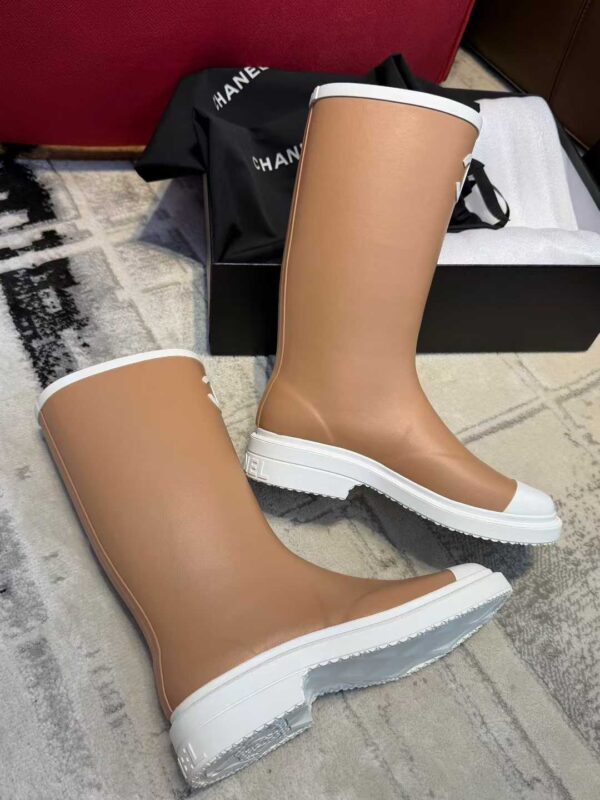 CHANEL Woo-boots