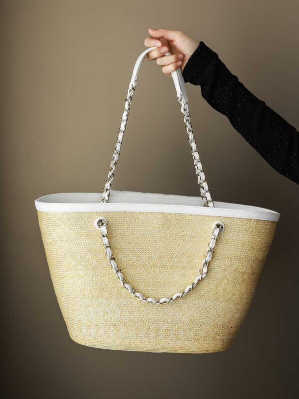 CHANEL SHOPPING BAG