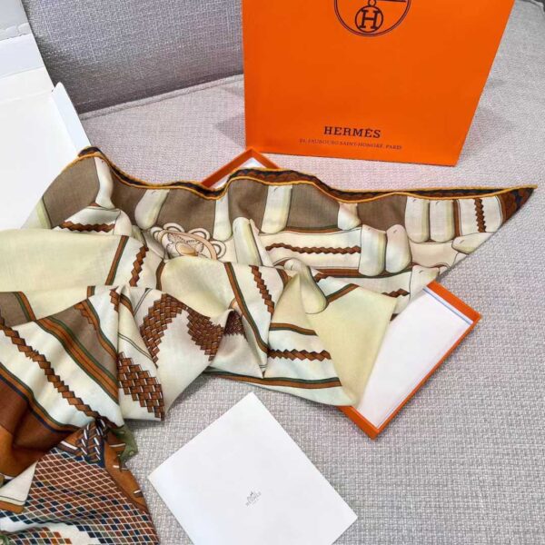HERMES Square silk scarf