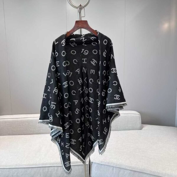 CHANEL Scarf