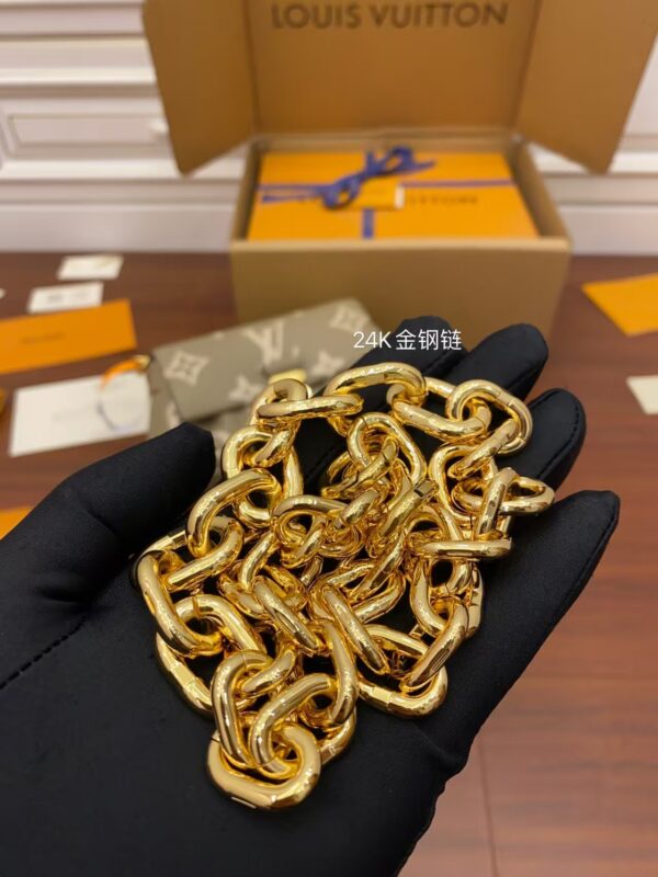 LOUIS VUITTON M45836  FAVORITE BAG