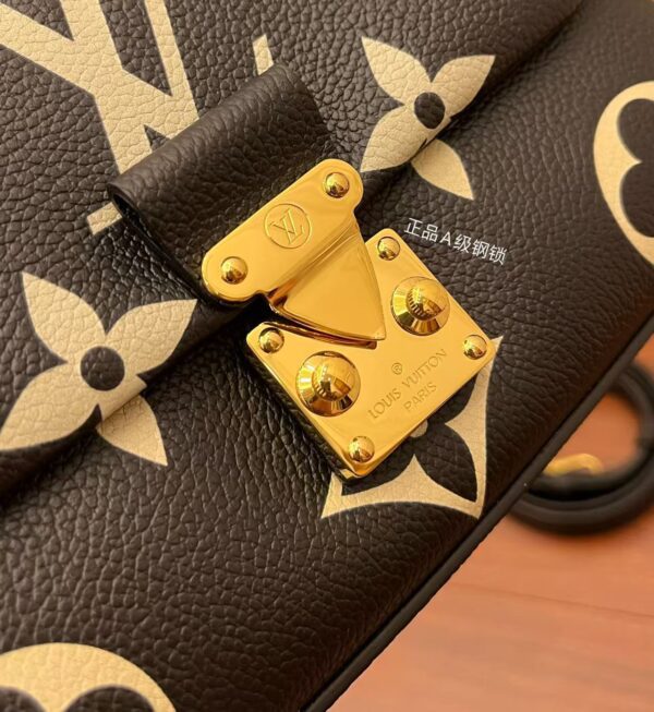 LOUIS VUITTON Madeleine  M45978