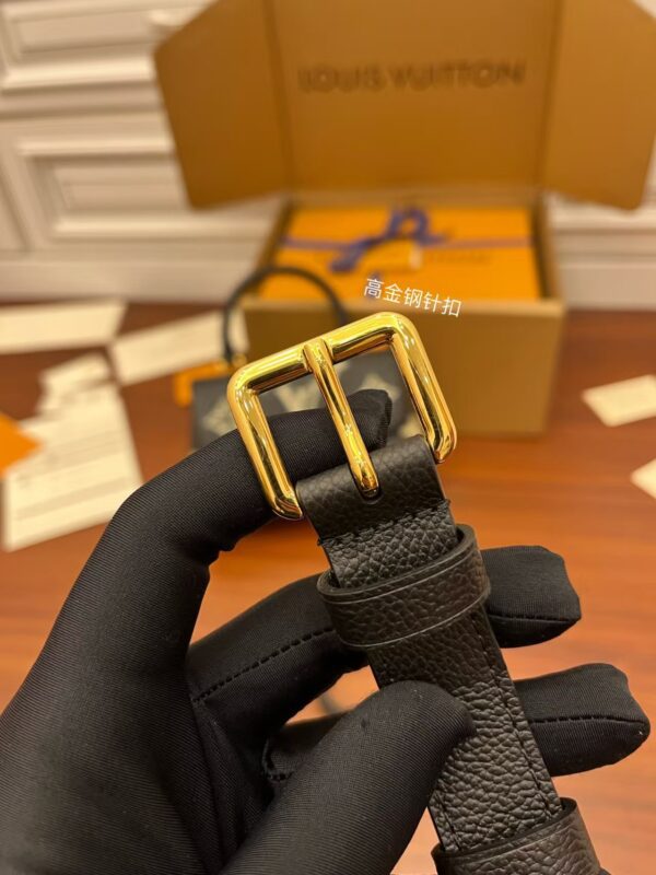 LOUIS VUITTON Madeleine  M45978