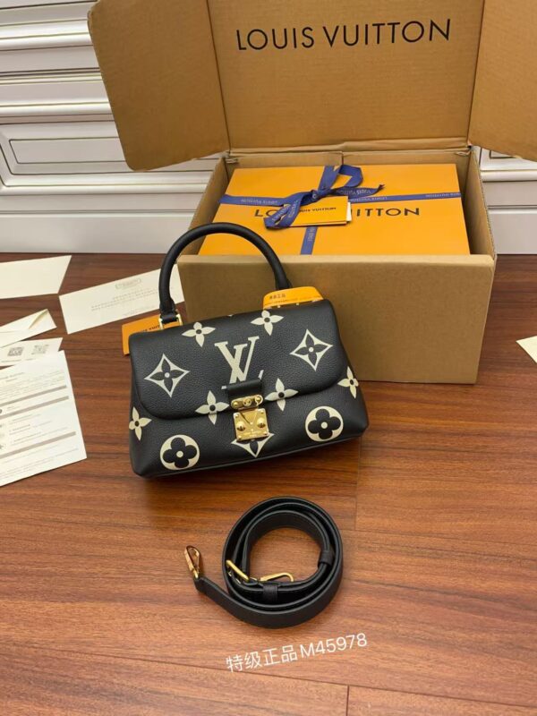 LOUIS VUITTON Madeleine  M45978