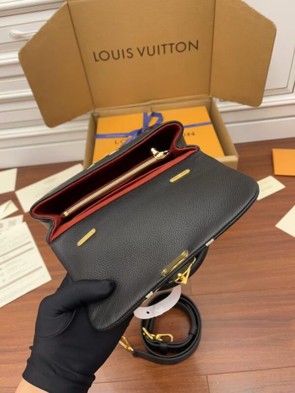 LOUIS VUITTON Madeleine  M45978
